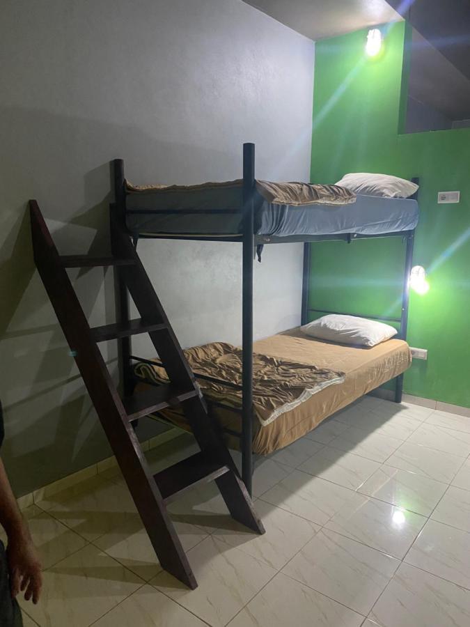 Paca'S Reggae Bar & Hostel Ambat Zewnętrze zdjęcie